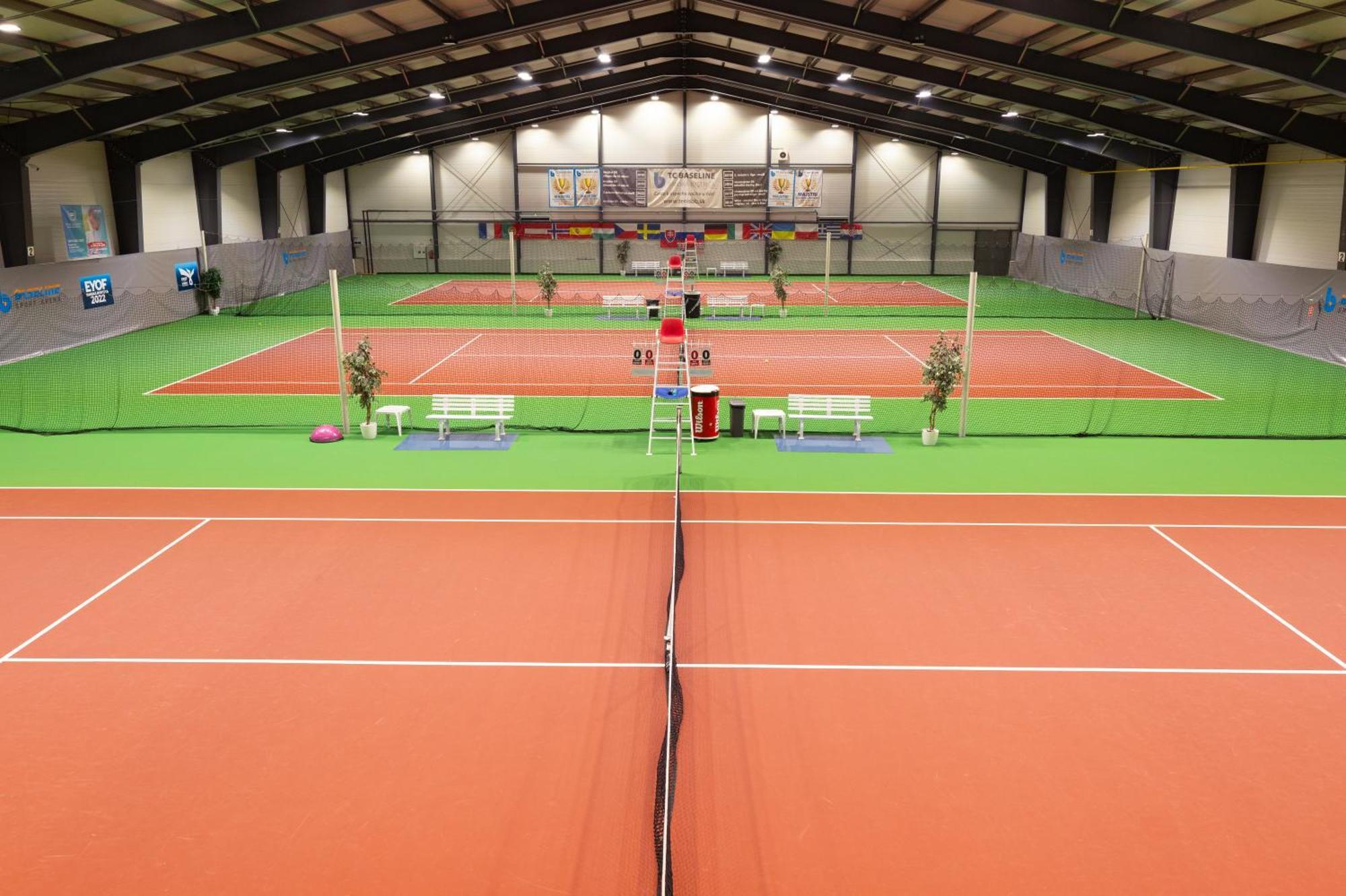Baseline Sportovy Areal & Penzion Банска-Бистрица Экстерьер фото